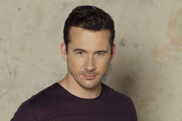 Barry Sloane’s Biography – Wife, Net Worth, Height, Family