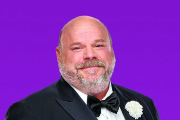 Where is Kevin Chamberlin today? Age, Net Worth. Gay? Died?