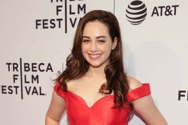 Naked Truth Of 23yo Mary Mouser - Height, Boyfriend, Wealth