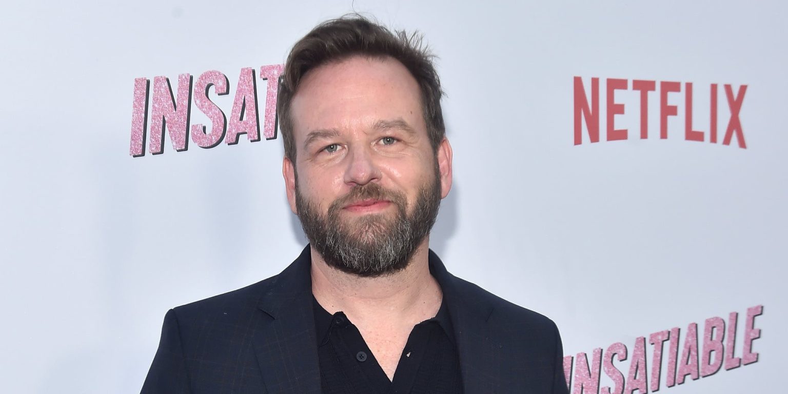 Dallas Roberts' Bio - Is he married to wife or gay? 